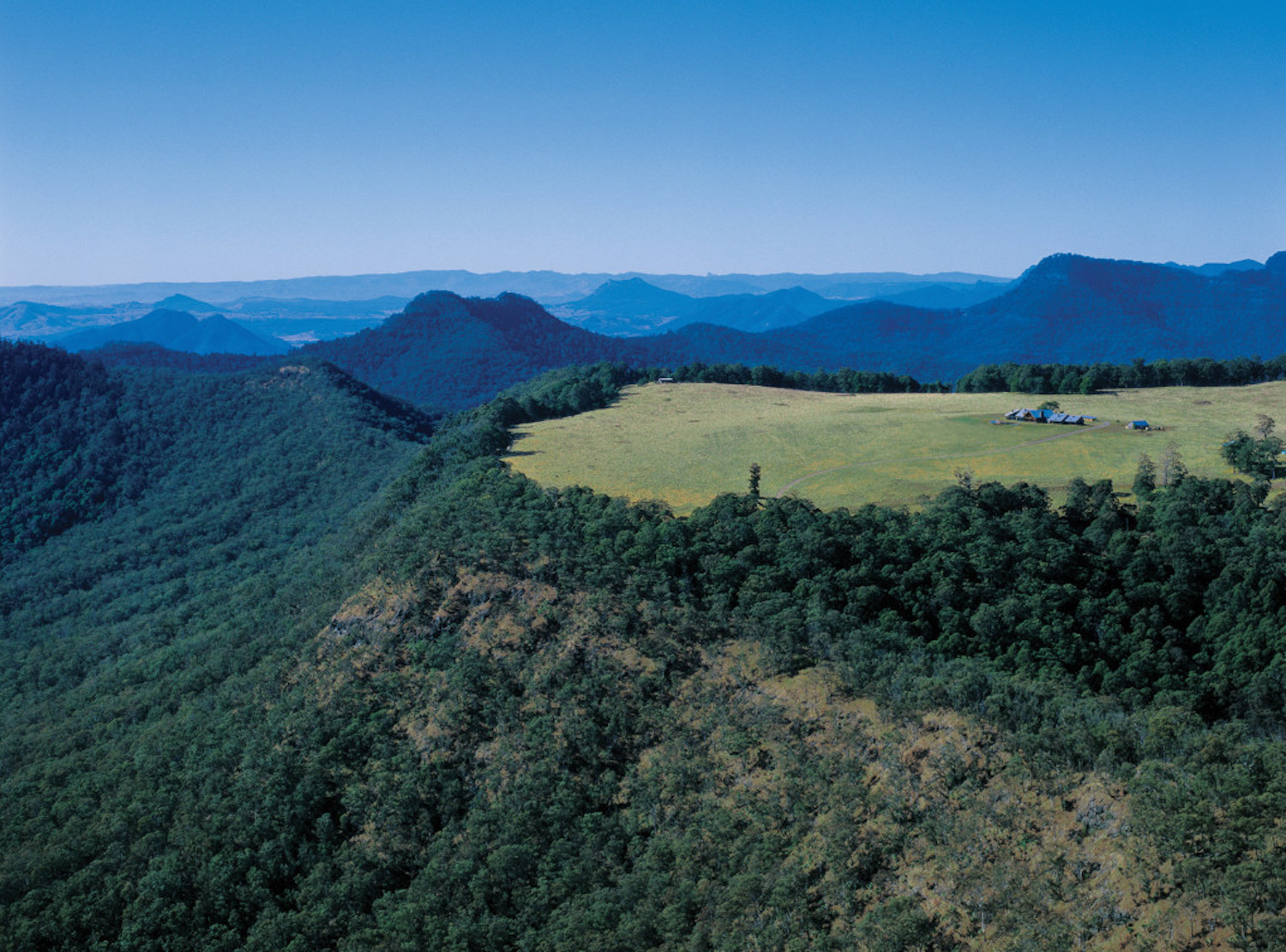 Exclusive Australian accommodation for groups at Spicers Peak Lodge